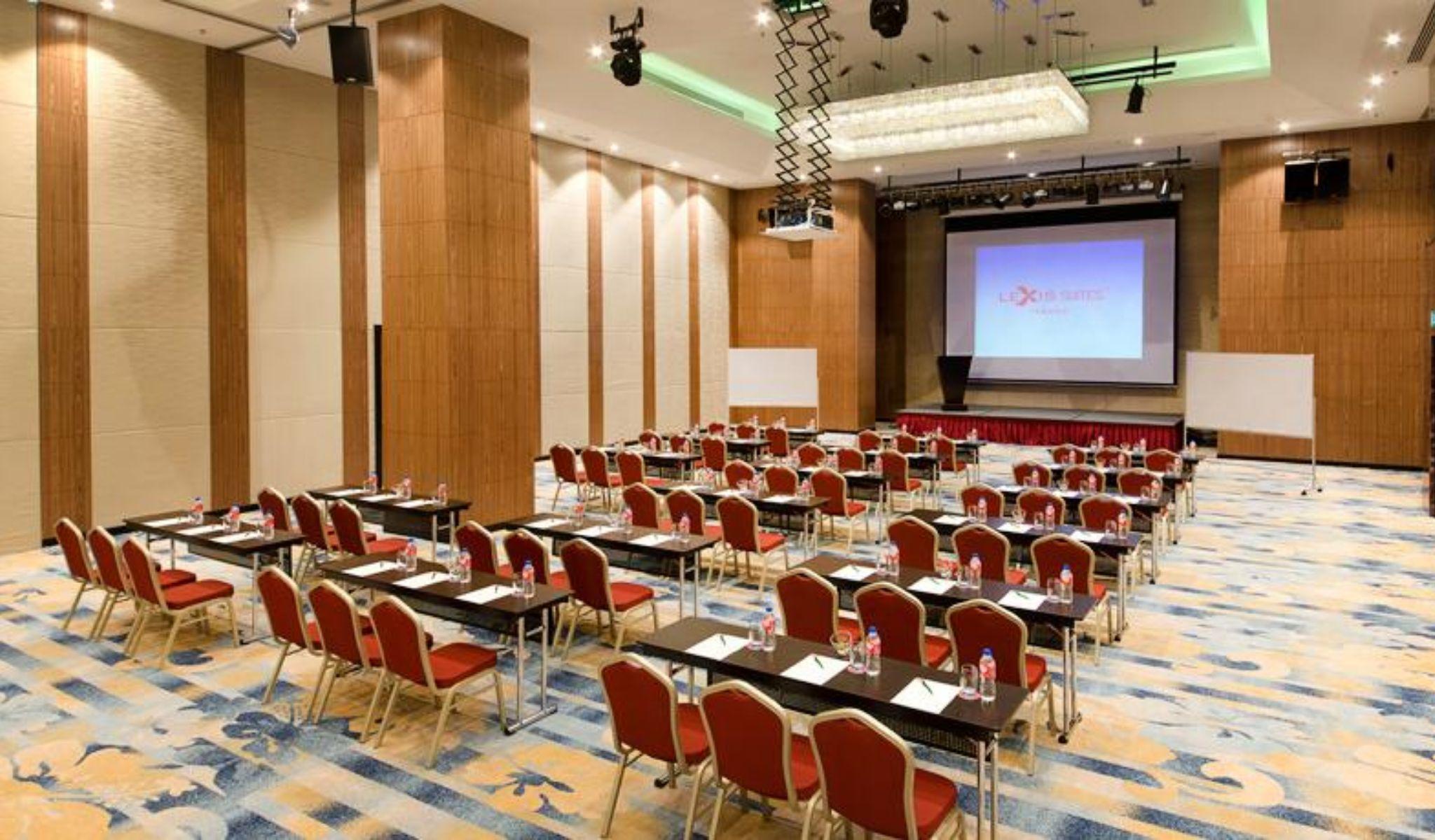 Lexis Suites Penang Bayan Lepas Dış mekan fotoğraf The Grand Ballroom