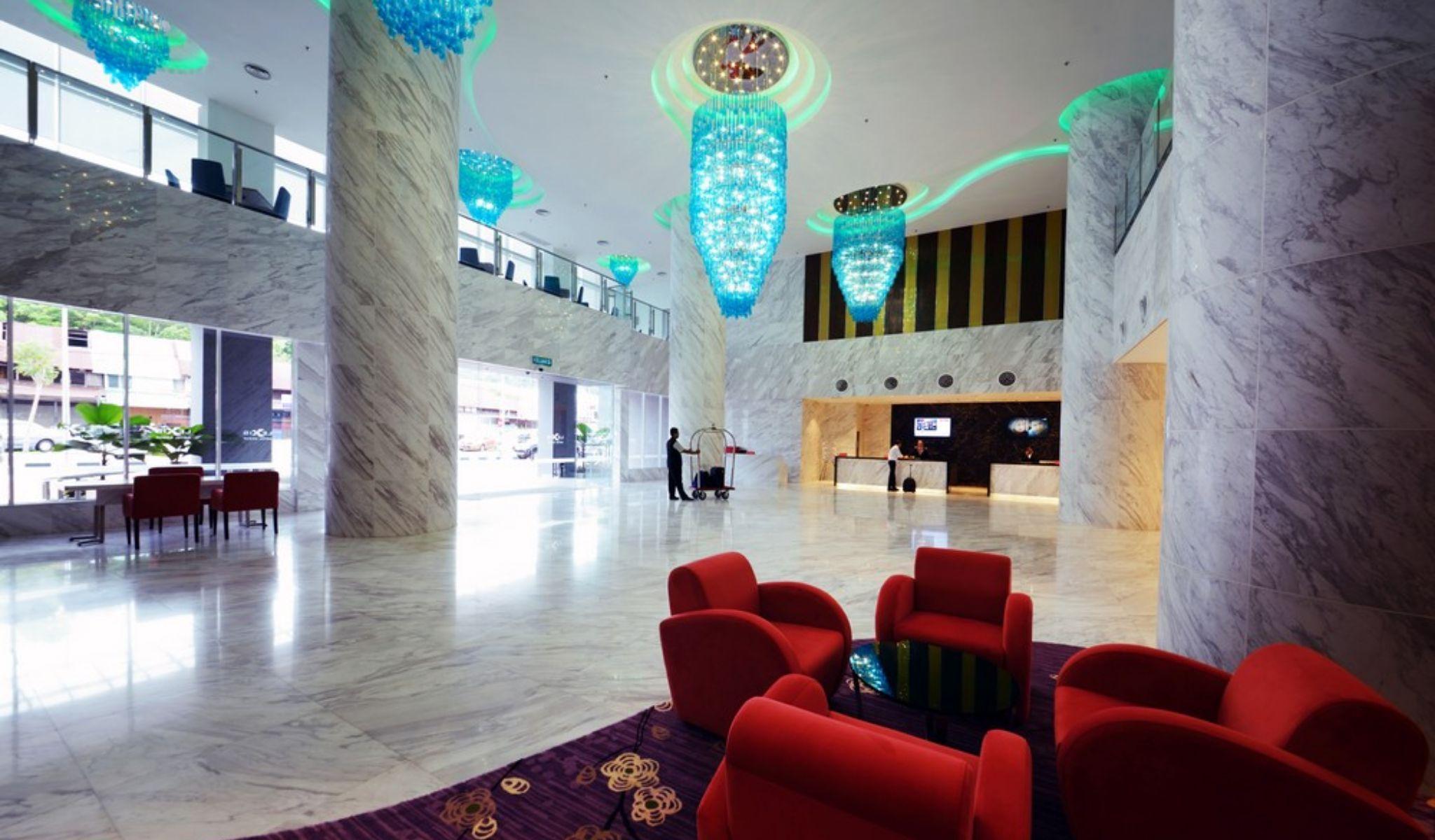 Lexis Suites Penang Bayan Lepas Dış mekan fotoğraf The lobby of the hotel