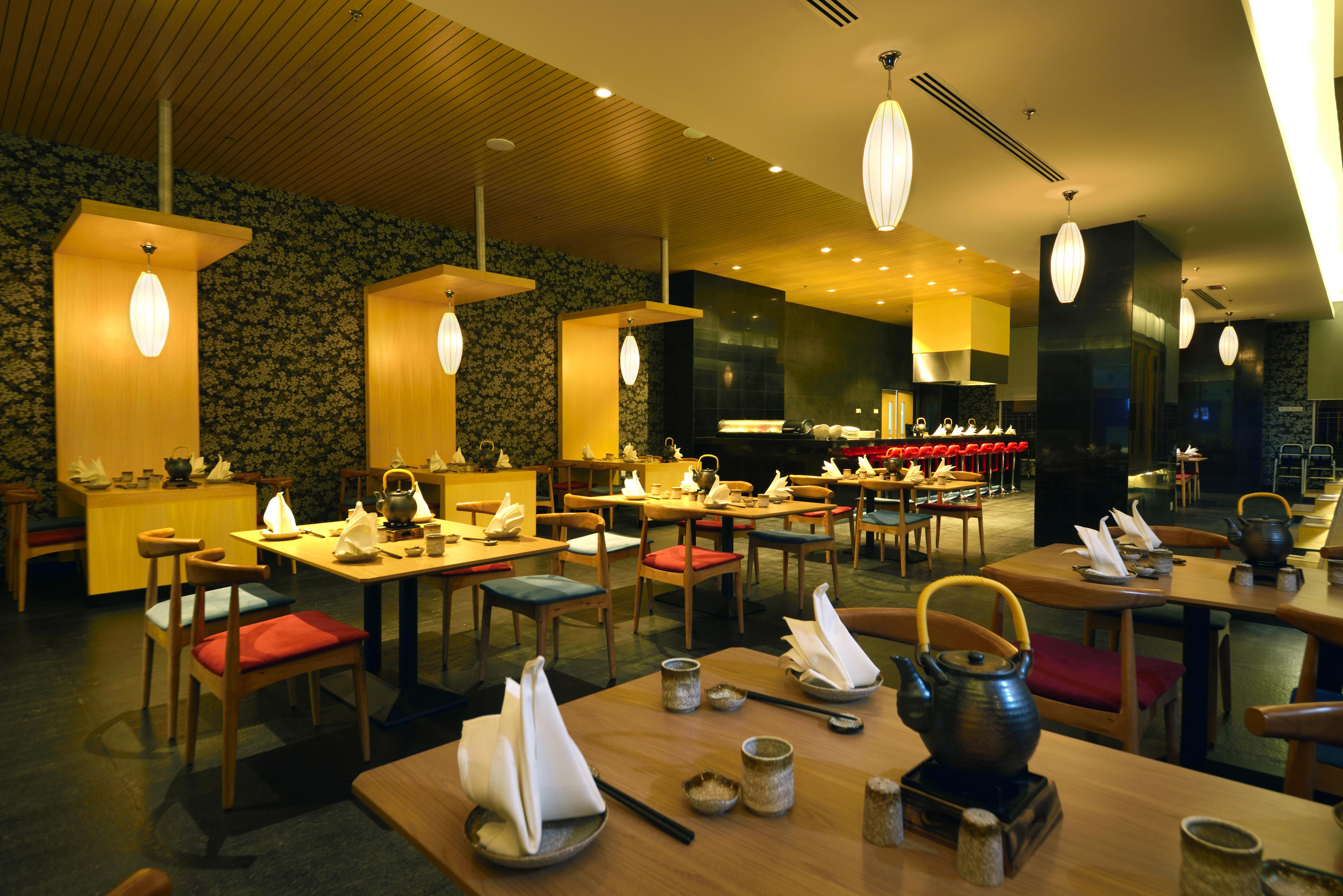 Lexis Suites Penang Bayan Lepas Dış mekan fotoğraf The interior of a restaurant in Kuala Lumpur, Malaysia