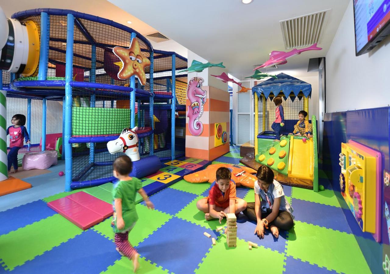 Lexis Suites Penang Bayan Lepas Dış mekan fotoğraf Kids Club at Jumeirah Beach Hotel