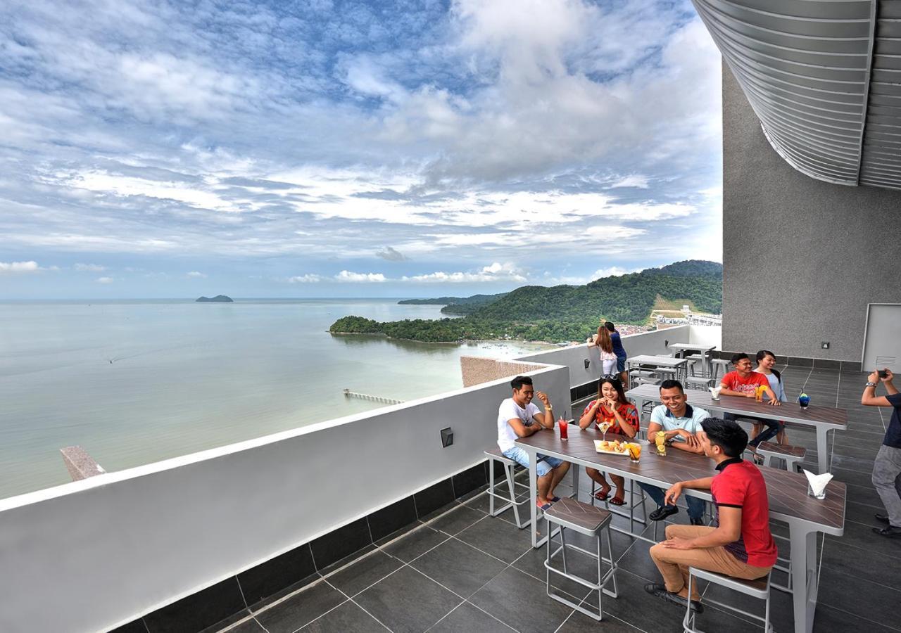 Lexis Suites Penang Bayan Lepas Dış mekan fotoğraf Sky Bar
